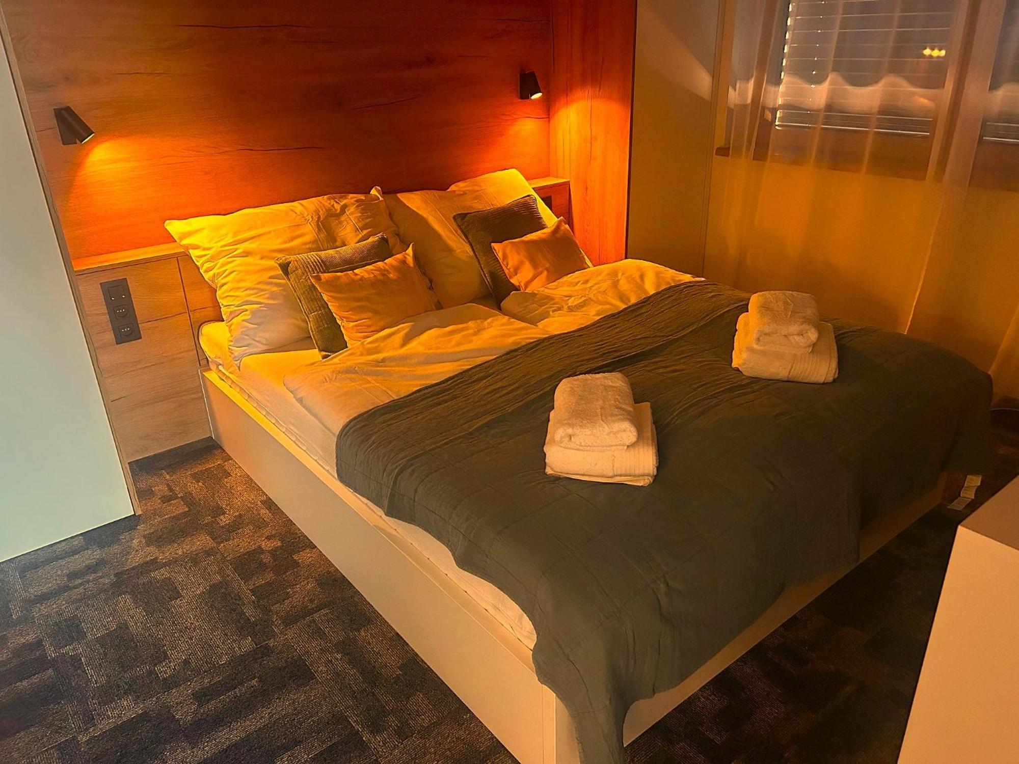 Apartman E4 ฮราบูชิเซ ภายนอก รูปภาพ